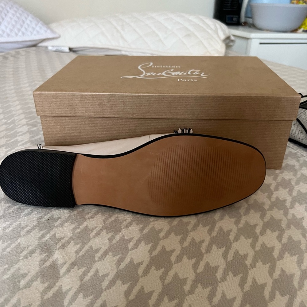 Steve Madden Cream Flats